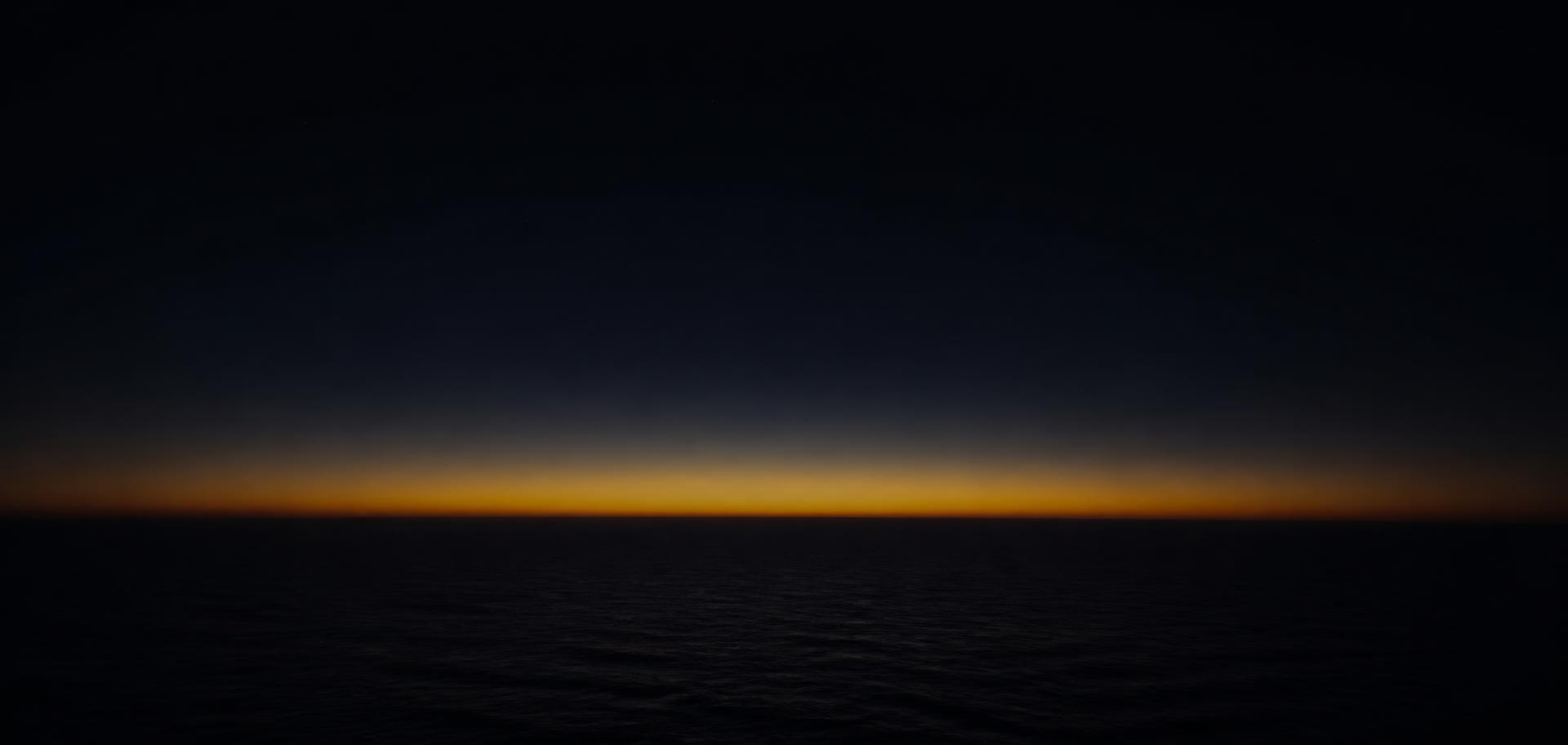 Horizonte do Atlântico ao anoitecer
